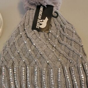 New beanie ski stocking cap with rhinestone and fur inside
